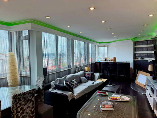 ÇUKURCUMA MANZARALI GENİŞ M2 3 BANYO SATILIK EMSALSİZ DAİRE