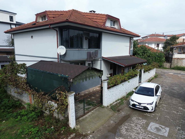 ADAPAZARI YENİ STAD YANI KİRALİK GENİŞ 3+1