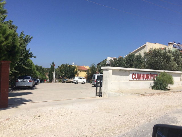 ÇEŞME OVACIK CUMHURIYET SITESI'NDE SATILIK 3+1 NATAMAM VILLA (FIRSAT)