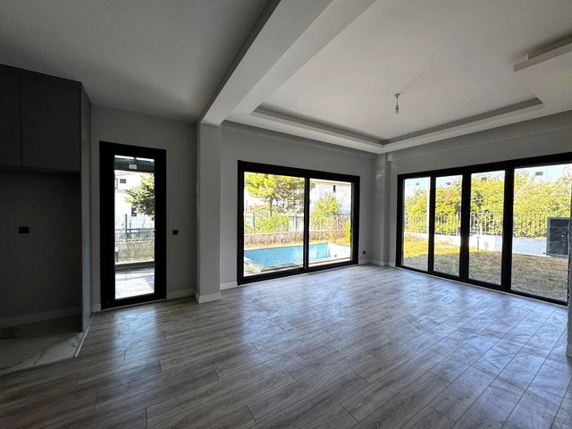 SATILIK ULTRA LÜKS VİLLA GÜZELCE / DENİZ MANZARALI