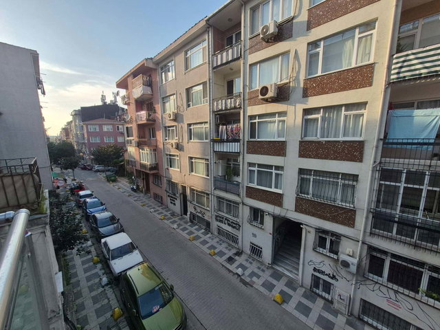 KADIKÖY RASİMPAŞA’DA 3+1 KİRALIK DAİRE