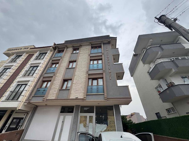 ÇAYIROVA ÖZGÜRLÜK MH. 2+1 KİRALIK ÜST DUBLEKS