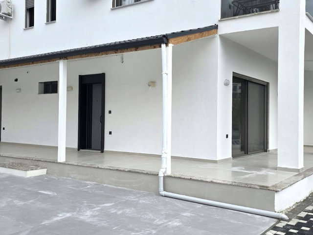 ÖZEL BAHÇELİ | BAĞIMSIZ GİRİŞLİ | HAVUZ VE ORMAN MANZARALI LÜKS 2+1 KIRALIK DAİRE