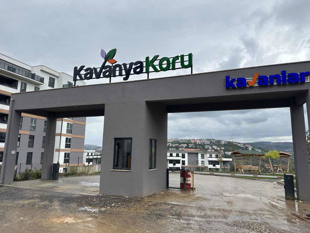 REMAX DREAM KAVANYA KORU KİRALIK 3+1 ARAKAT