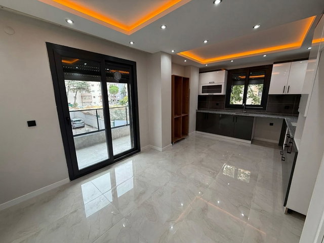 RE/MAX İNCİ'DEN ATATÜRK MAH 52 EVLER'DE KİRALIK SIFIR 3+1 DAİRE