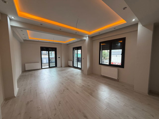 RE/MAX İNCİ'DEN ATATÜRK MAH 52 EVLER'DE KİRALIK SIFIR 3+1 DAİRE