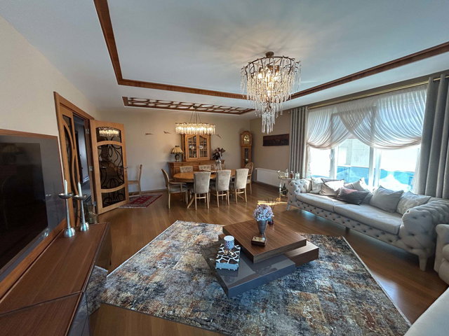 BEYLİKDÜZÜ DORA PARK 3'TE ULTRA LÜKS 5+2 SATILIK DUBLEKS DAİRE!