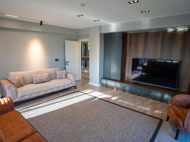BİGA KALAFAT’TA 400 M² ARSA ÜZERİNDE GERÇEK MÜSTAKİL 4+1 VİLLA