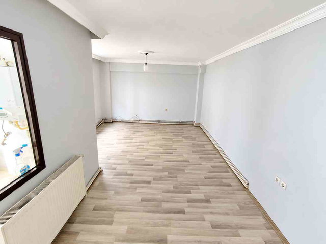 KARŞIYAKA GONCALAR’DA 3+1 DAIRE | BALKONLU | DOĞALGAZ KOMBİLİ | BOŞ