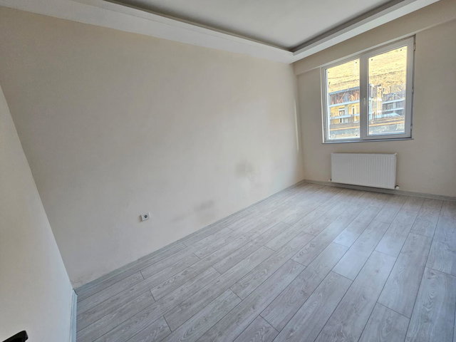 REMAX İLKE'DEN YILDIZKENT'TE 1+1 KİRALIK DAİRE