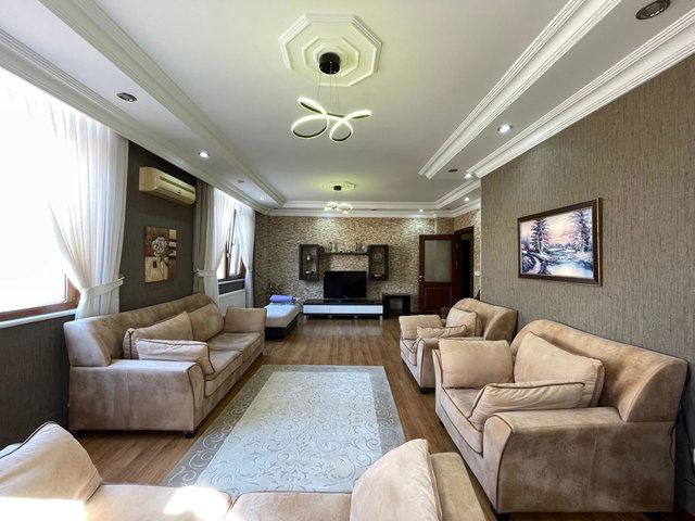 REMAX'DAN KARARAĞAÇ'DA 1.250 M2 ARSADA 5+2 SATILIK LÜKS VİLLA