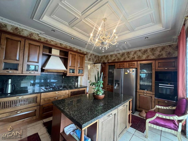 GÜNIŞIĞI KONAKLARI 1150 M2 BRÜT,3680 M2 AÇIK ALAN 7+2 VİLLA
