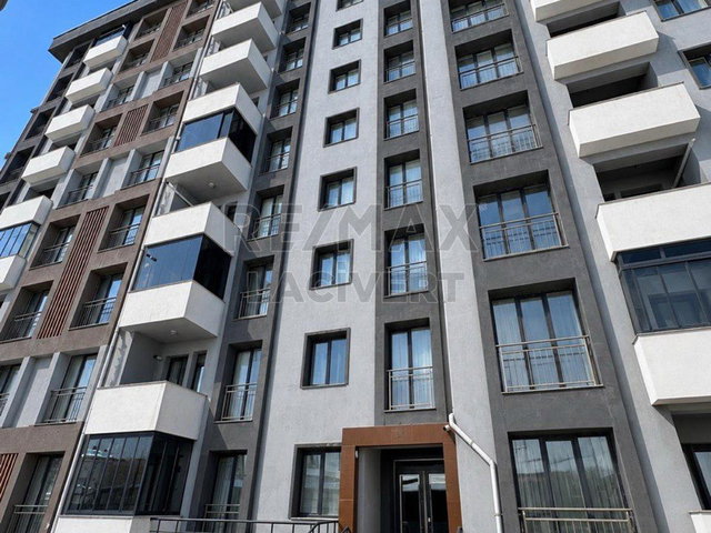 RE/MAX LACİVERT'TEN MGS KENT'TE KİRALIK 2+1 DAİRE