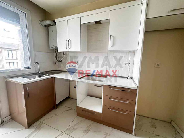 RE/MAX LACİVERT'TEN MGS KENT'TE KİRALIK 2+1 DAİRE