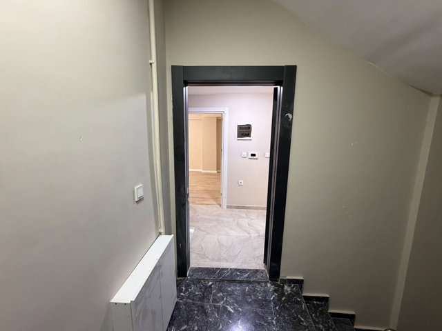 ŞEMSİPAŞA MAHALLESİ SATILIK 3+1 OTURUMA HAZIR DAİRE | EBEVEYN BANYOLU