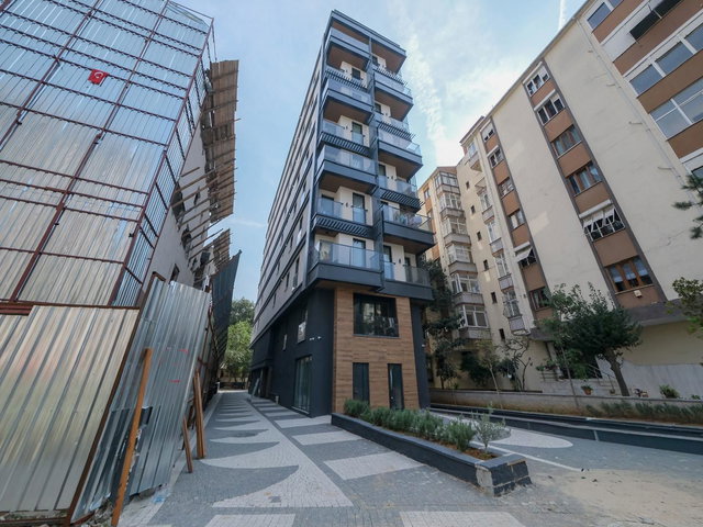 ERENKÖYDE 1 YAŞINDA ÖNÜ AÇIK FERAH 3+1 SATILIK DAİRE
