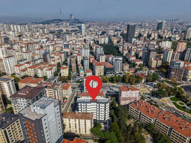 ERENKÖYDE 1 YAŞINDA ÖNÜ AÇIK FERAH 3+1 SATILIK DAİRE