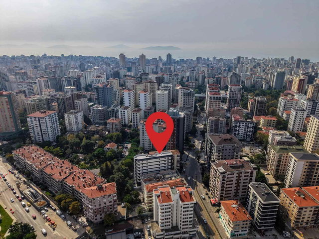 ERENKÖYDE 1 YAŞINDA ÖNÜ AÇIK FERAH 3+1 SATILIK DAİRE