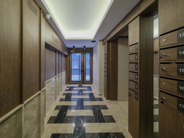 ERENKÖYDE 1 YAŞINDA ÖNÜ AÇIK FERAH 3+1 SATILIK DAİRE