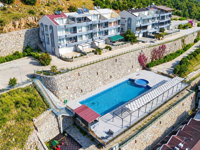 AKBÜK KOYUNA HÂKİM, FULL DENİZ MANZARALI EŞYALI 1+1 DAİRE !
