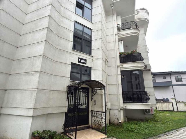 RE/MAX METROPOLITAN'DAN ERENLERDE MERKEZI KONUMDA 3+1 DAIRE!!