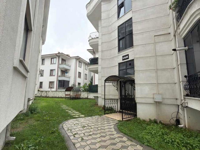 RE/MAX METROPOLITAN'DAN ERENLERDE MERKEZI KONUMDA 3+1 DAIRE!!