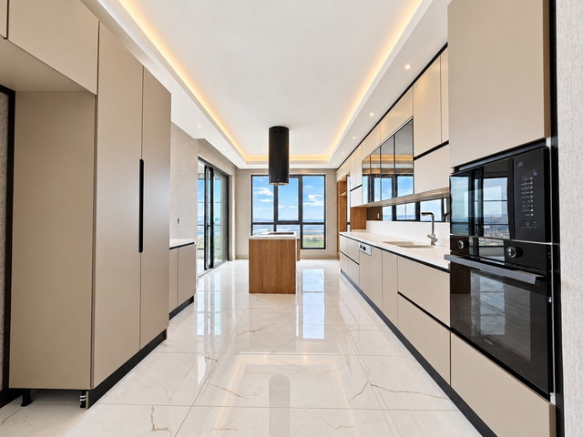 ŞAH İNCEK KULEDE 5+1 | 220 M² | 17. KAT | MOGAN GÖLÜ MANZARALI