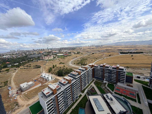 AKADIA İNCEK ŞEREFİYELİ BLOKTA YÜKSEK KAT, ÖNÜ AÇIK ÇİFT CEPHE