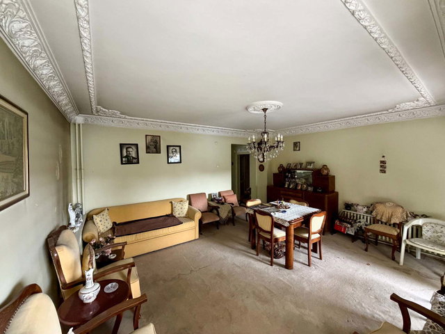 AKSOY ÇAMLIK SOKAKTA BAHÇE KATI OTOPARKLI SAHİL YAKINI 3+1 DAİRE