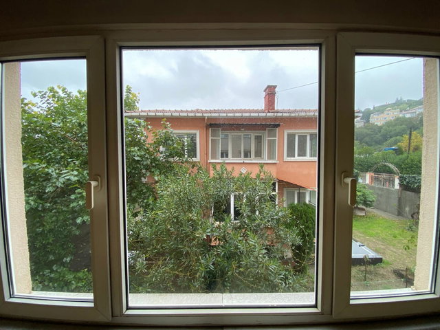 ÇENGELKÖY MERKEZE YÜRÜME MESAFESİNDE OTOPARKLI 2+1 KİRALIK