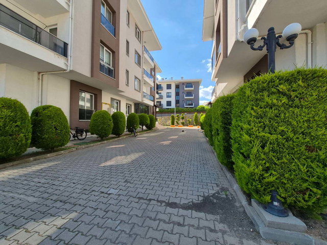 MUĞLA MENTEŞE EVLERİNDE SİTE İÇİNDE KİRALIK 3+1 DAİRE