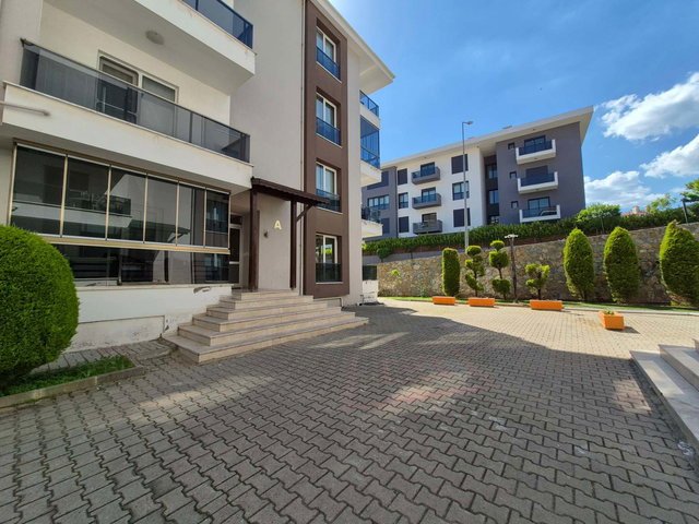 MUĞLA MENTEŞE EVLERİNDE SİTE İÇİNDE KİRALIK 3+1 DAİRE