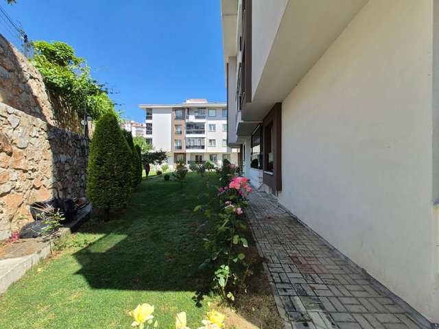 MUĞLA MENTEŞE EVLERİNDE SİTE İÇİNDE KİRALIK 3+1 DAİRE