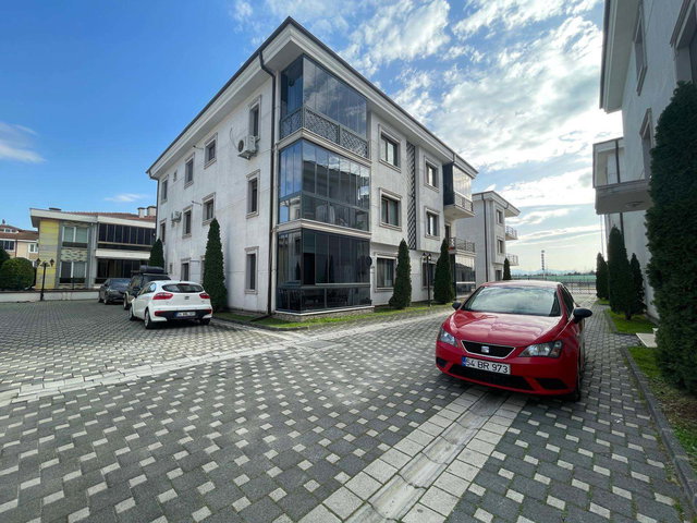 REMAX MAVİ'DEN DERİNPARK SİTESİNDE 3+1 155M² SATILIK DAİRE