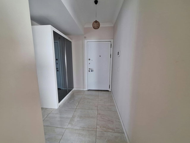 SANCAKTEPE  GENİŞ VE FERAH MANZARALI  2+1 KİRALIK DAİRE