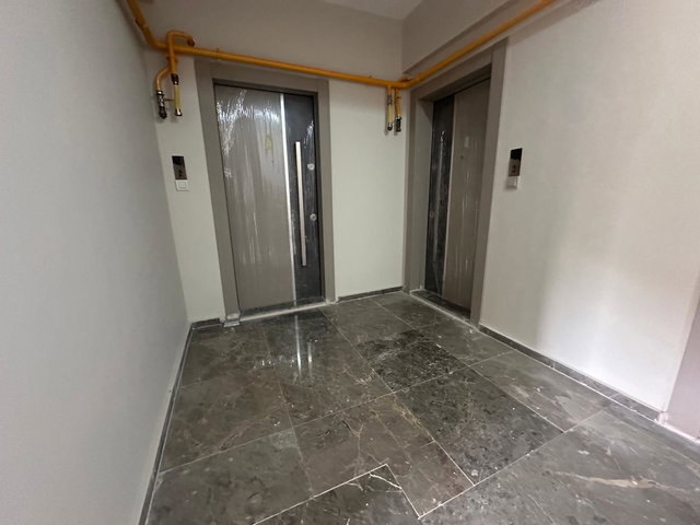 REMAX MOTTO DAN SATILIK 2+1 ANAYOL CEPHELİ DAİRE