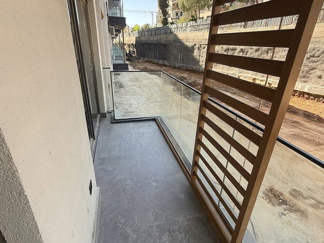 DÜNYAŞEHİR MALTEPE'DE METRO YANINDA GENİŞ 1+1