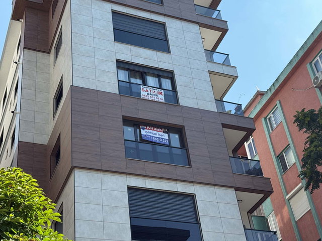 KADIKÖY MİNİBÜS CADDESİ GÖZTEPE MEVKİİ SIFIR BİNADA KİRALIK 3+1 DAİRE