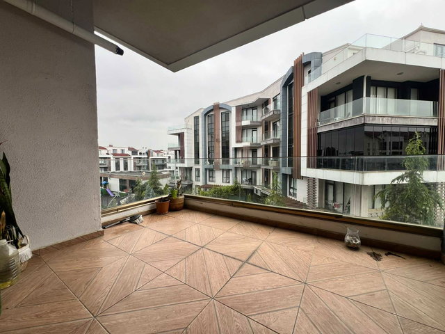 EMİNEVİME UYGUN BAŞİSKELE ZERAYKENTTE SATILIK 2+1 ARAKAT DAİRE