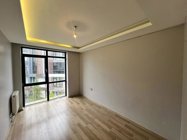 EMİNEVİME UYGUN BAŞİSKELE ZERAYKENTTE SATILIK 2+1 ARAKAT DAİRE
