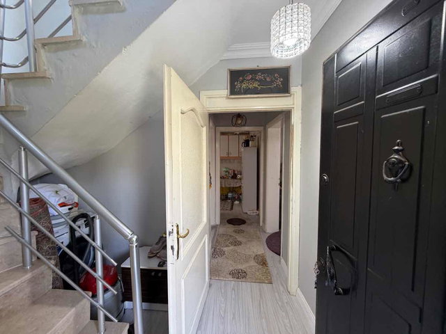 REMAX ADVANTAGE KUMSAZ'DA MÜSTAKİL BAHÇELİ SATILIK DUBLEKS VİLLA