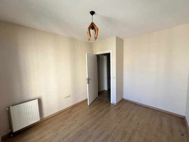 KENT 3.ETAP KİRALIK 2+1 MANZARALI ARAKAT DAİRE