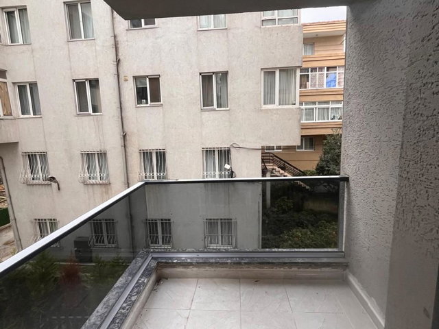 DİKİLİTAŞ'TA DARPHANE'NİN DİBİNDE SIFIR 2+1 SATILIK DAİRE