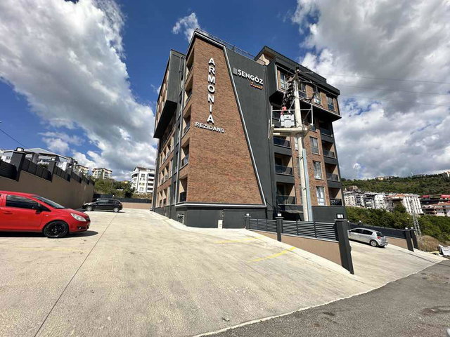 İZMİT ŞEHİR HASTANESİ YAKINI SIFIR EŞYALI 1+1 LOFT DAİRE