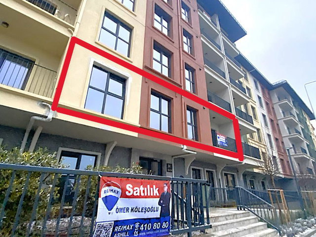 REMAX ASHILL YENI ÇAMLICA KONAKLARI EMLAK KONUT 2+1 SATILIK DAIRE