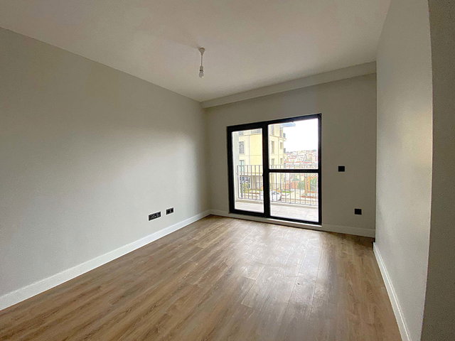 REMAX ASHILL YENI ÇAMLICA KONAKLARI EMLAK KONUT 2+1 SATILIK DAIRE