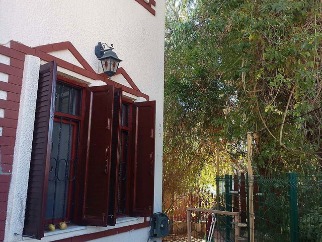 AYVALIK LALE ADASINDA BAHÇELI 2+1 VILLA