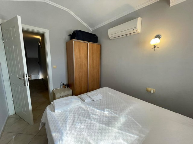 FETHİYE SUNSET BEACH CLUB'DA DENİZE SIFIR 5 AYLIK KİRALIK DAİRE