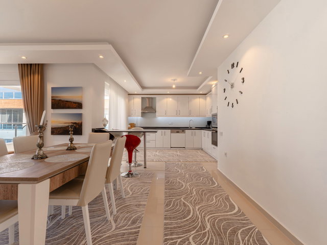 ALANYA'DA GRANADA REZIDANSTA 3+1 EŞYALI DUBLEKS DAIRE