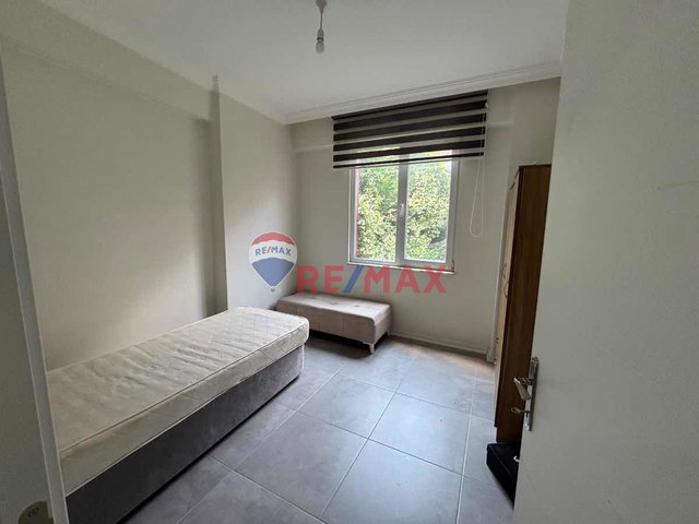 PABUÇÇULAR MAHALLESİ KİRALIK DAİRE REMAX-HÜR MÜGE ERGÜN AYDAŞ'TAN.